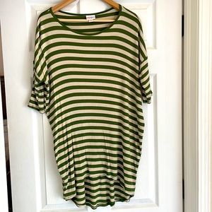 LuLaRoe Irma Tunic